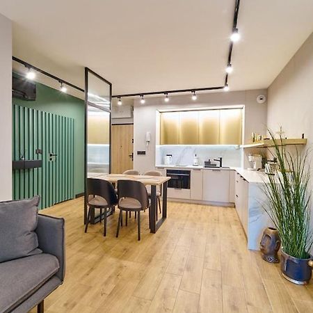 Laguna Ogrody Pieniawskie 33 Emerald Vip-Z Balkonem Bad Altheide Exterior foto